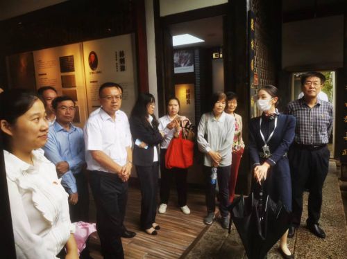 【扎实开展党纪学习教育  省工信厅行业党委二、五支部联合开展主题党日活动】图3