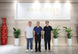 三自立德|牧星耕宇继往开来——申行运大队长走进福州八中开展航天科普讲座