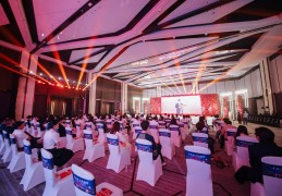 2026西湖情五粮液玫瑰婚典向福建新人发出爱的邀请：金秋十月赴杭州喜结良缘！