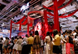 国风美学再出圈，《以闪亮之名》为何成BW2026最夯展台？