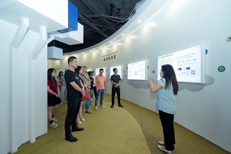 【大赛创业营收官 | 标杆研学+精准赋能，为新质生产力注入“职工动能”】图3