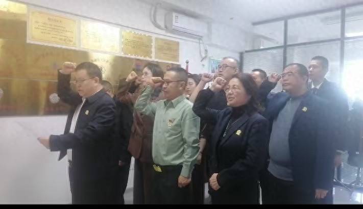 中诚国育（福州）科技产教融合宣誓大会隆重举行 