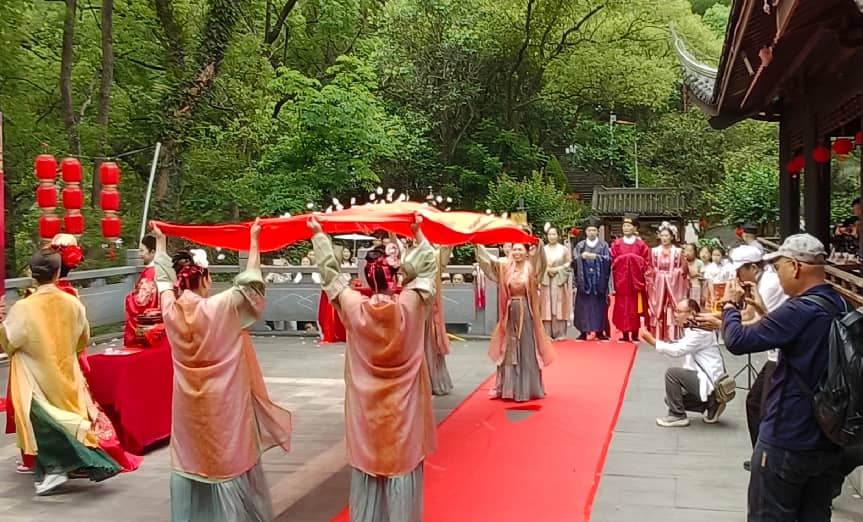 【宋韵婚礼绽九峰 儒风文脉润闽北——南平九峰山朱子婚礼文化活动圆满举办】图2