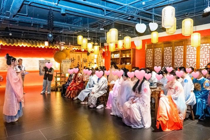 工会有约 缘来是你 鎏光满苑 七夕知遇 台江区总工会开展青年职工交友活动